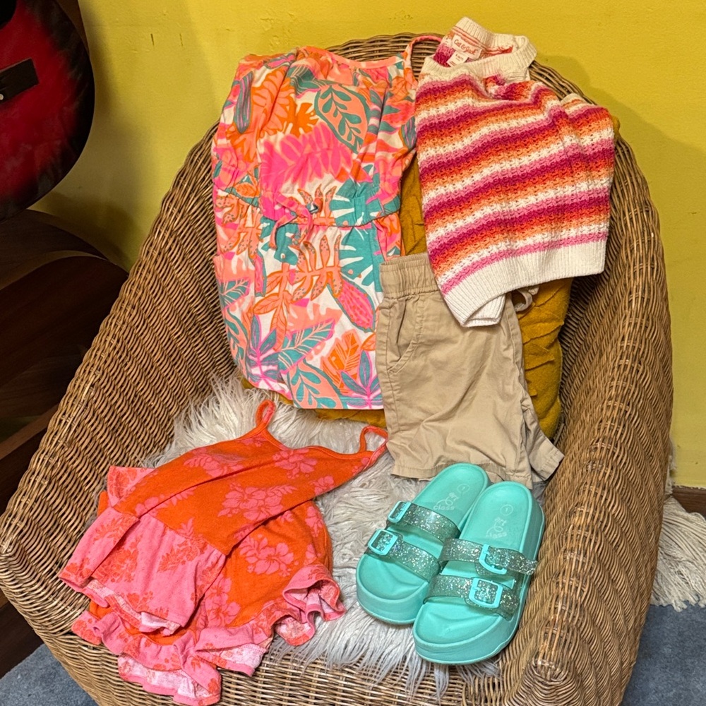 Art Class Turquoise Sandals with Floral Accents & Cat & Jack (Shoes & Clothing)